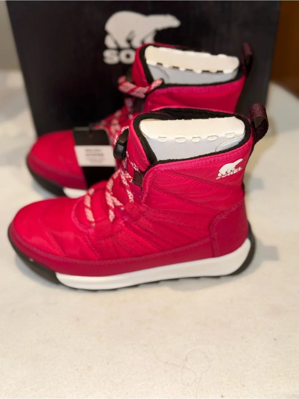 Sorel Kids'WhitneyII Short Lace Boot,a vibrant,waterproof,insulated winter boot